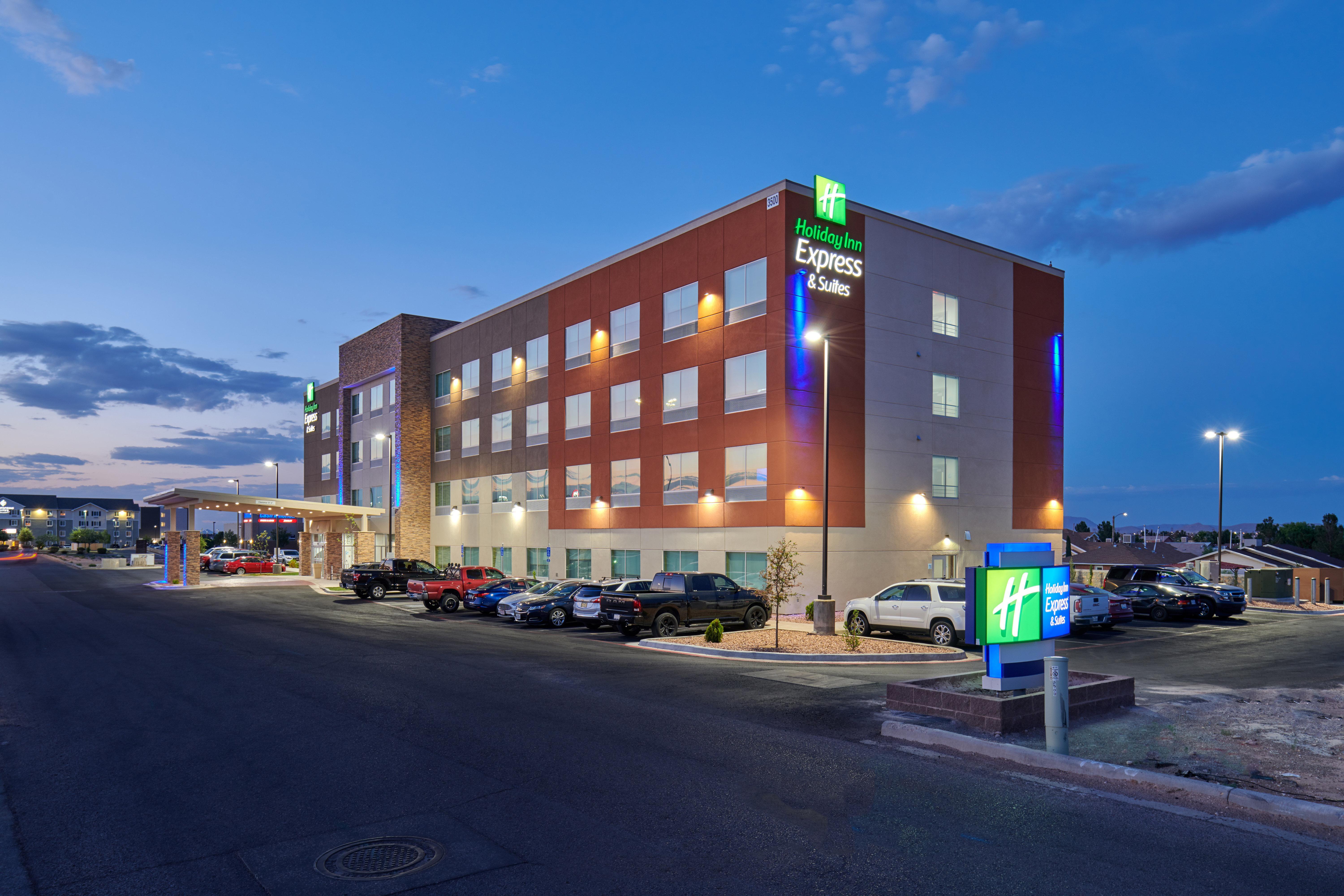 Holiday Inn Express & Suites El Paso East-Loop 375, An Ihg Hotel Exterior photo